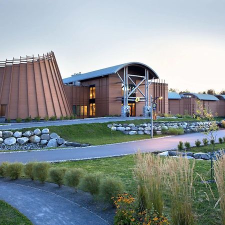 Hôtel-Musée Premières Nations Wendake Exterior foto